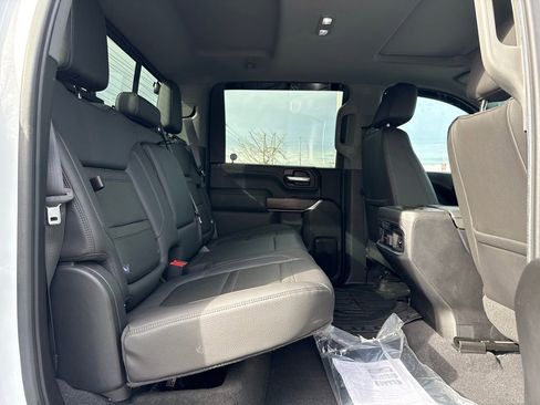 Used 2020 GMC Sierra 3500 Denali w/ Denali Ultimate Package image 19
