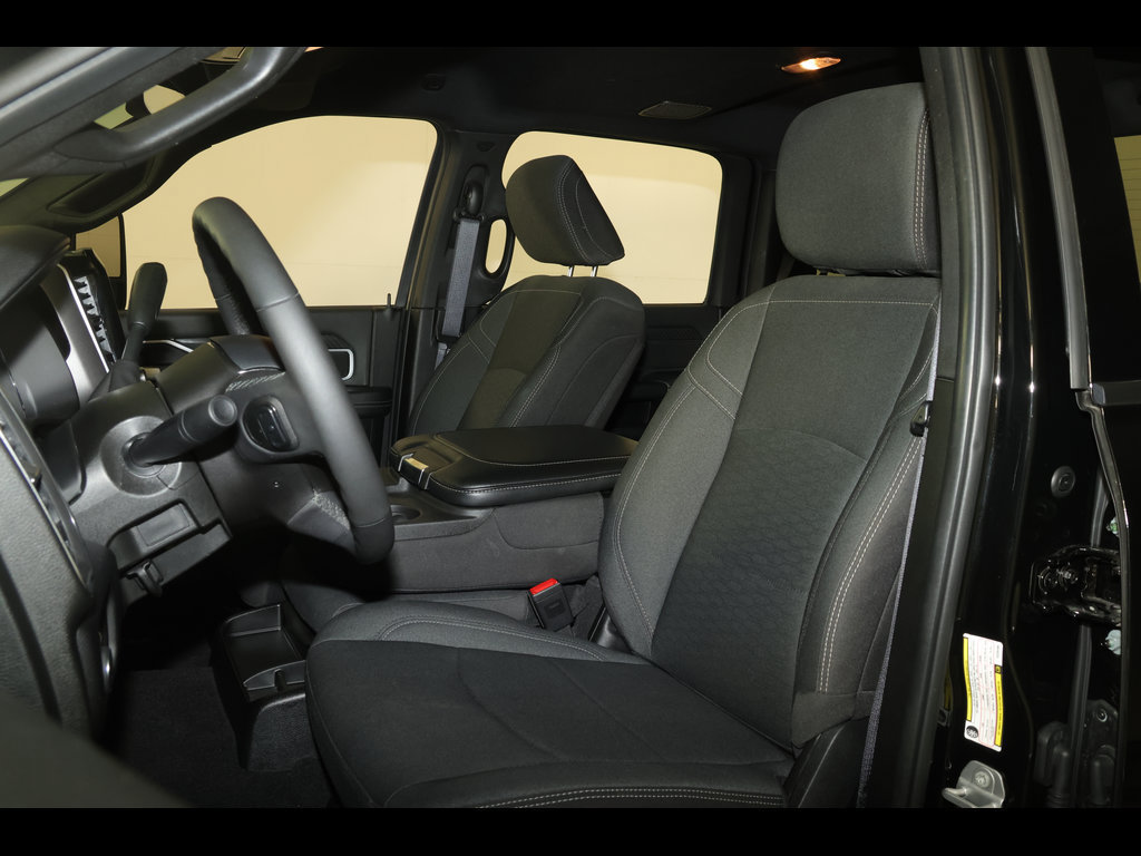 Used 2026 RAM 2500 Big Horn AWD/4WD image 15