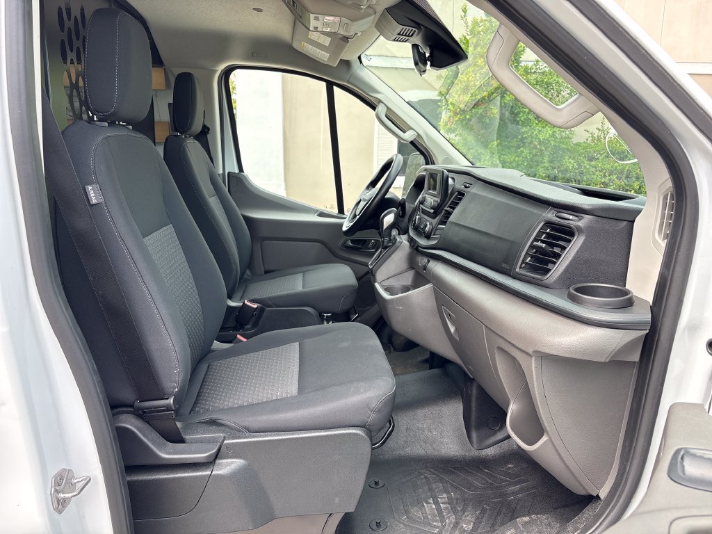 Certified 2025 Ford Transit 250 Low Roof w/ Exterior Upgrade Package RWD image 7