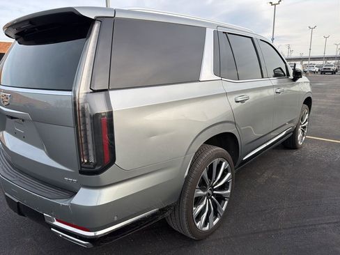 Used 2025 Cadillac Escalade Premium Luxury w/ Touring Package image 5