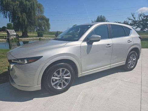 Used 2025 MAZDA CX-5 AWD 2.5 S w/ Preferred Package image 1