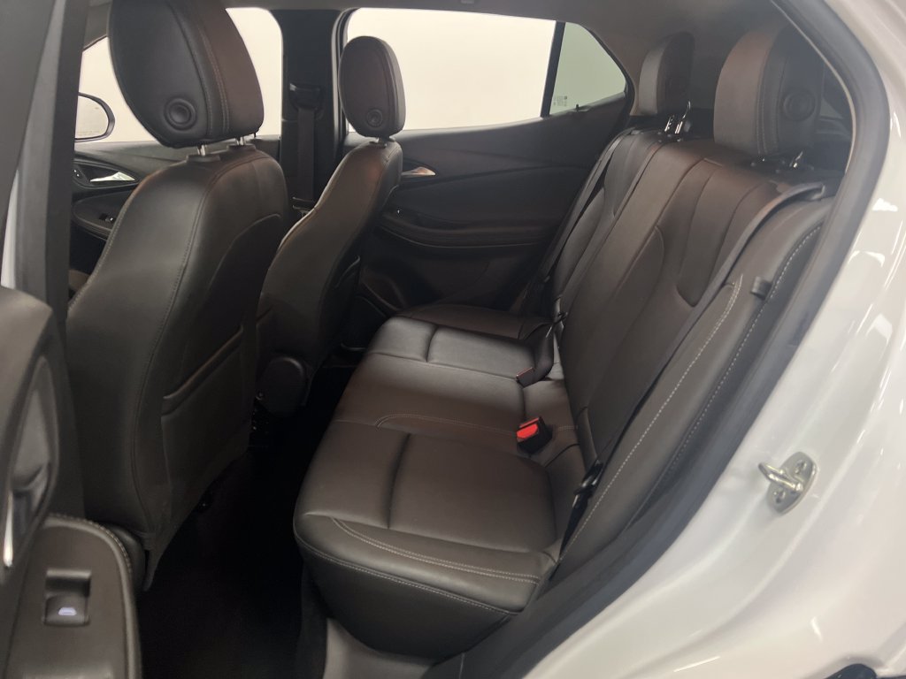 Used 2024 Buick Encore GX Sport Touring FWD image 25