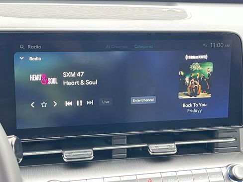 Used 2025 Hyundai Kona SEL image 21