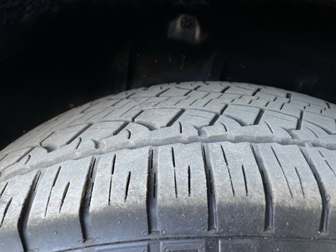 Used 2024 Tesla Cybertruck AWD Crew Cab image 14