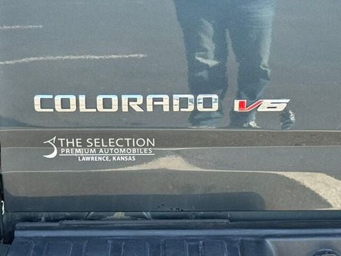 Used 2019 Chevrolet Colorado LT w/ LT Convenience Package image 15