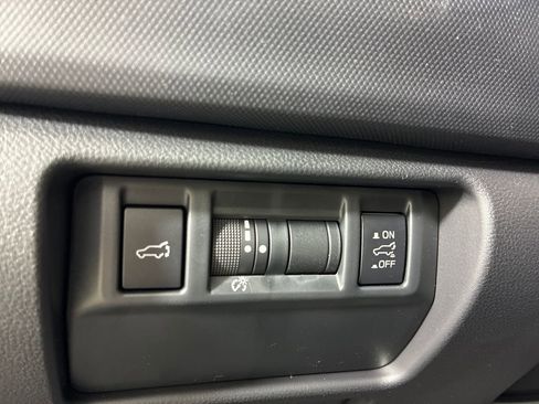 New 2026 Subaru Forester Premium image 21