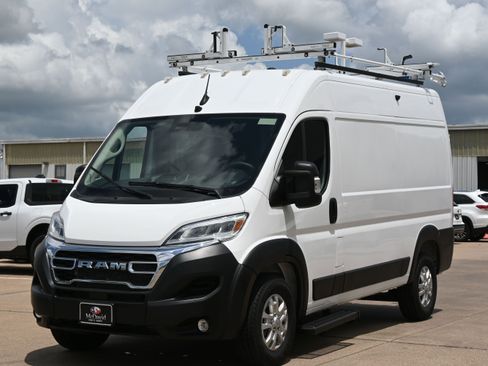 Used 2025 RAM ProMaster 1500 w/ Quick Order Package 22G SLT FWD image 1