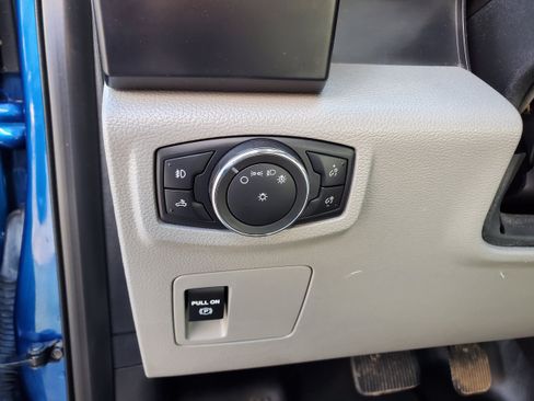 Used 2018 Ford F150 XL w/ Equipment Group 101A Mid RWD image 9