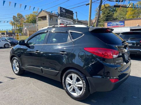 Used 2013 Hyundai Tucson GLS image 10
