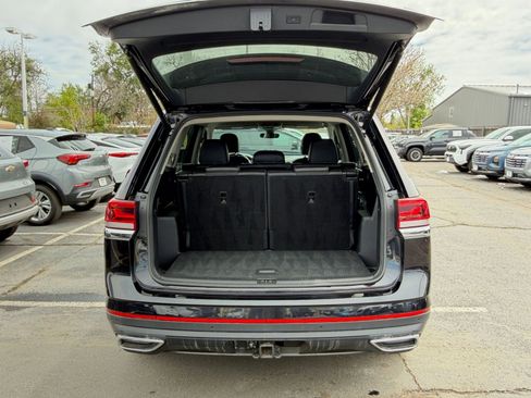 Used 2025 Volkswagen Atlas SE AWD/4WD image 33