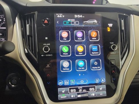 Used 2025 Subaru Outback Limited image 21