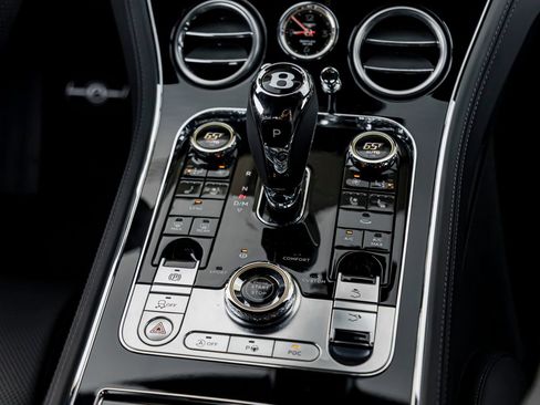 Used 2023 Bentley Continental GT Mulliner AWD/4WD image 32