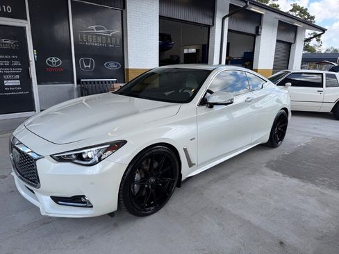 Used 2018 INFINITI Q60 3.0t Sport w/ Pro Active Package RWD image 3