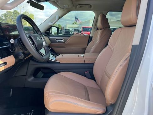 Used 2025 INFINITI QX80 Luxe w/ Cargo Package AWD/4WD image 4