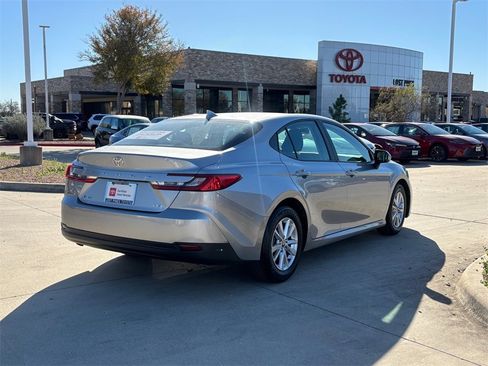 Certified 2025 Toyota Camry LE image 6