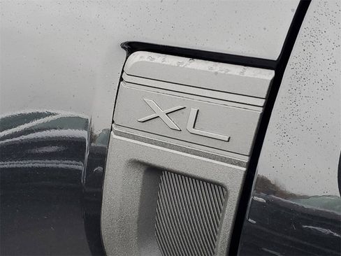 New 2025 Ford Maverick XL image 31