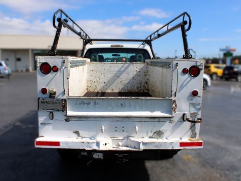 Used 2013 Ford F250 XL w/ PWR Equipment Group image 5