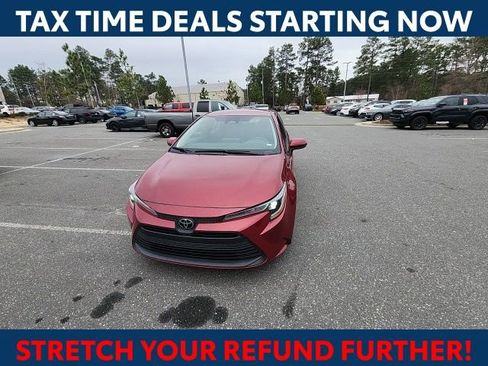 Used 2024 Toyota Corolla LE image 5