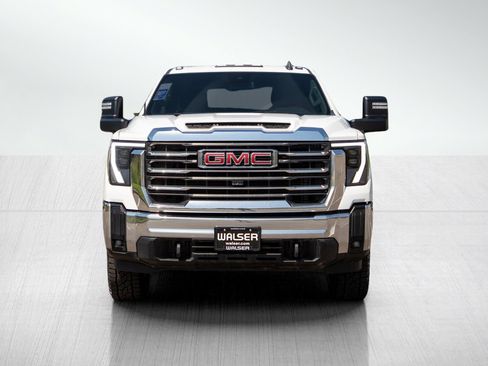 Used 2024 GMC Sierra 3500 SLE AWD/4WD image 8