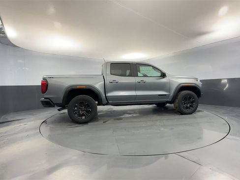 New 2025 GMC Canyon Elevation w/ Convenience Package image 6
