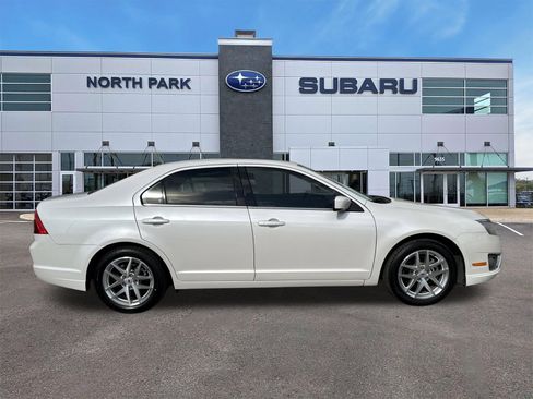 Used 2012 Ford Fusion SEL image 2