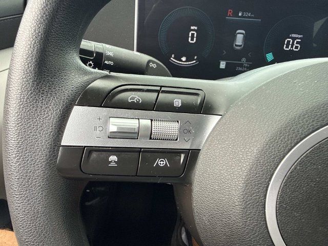 Used 2025 Hyundai Tucson SEL AWD/4WD image 30