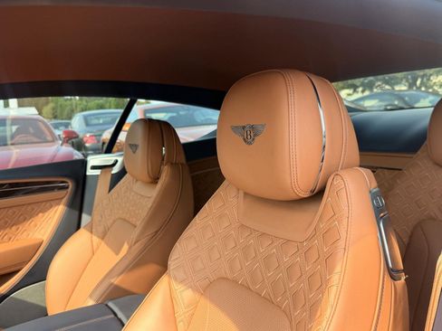 Used 2020 Bentley Continental GT V8 AWD/4WD image 9