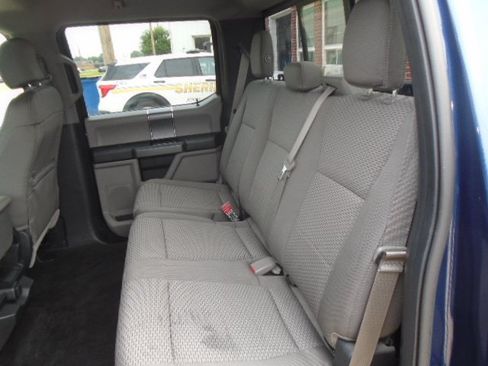Used 2016 Ford F150 XLT w/ Equipment Group 302A Luxury AWD/4WD image 4