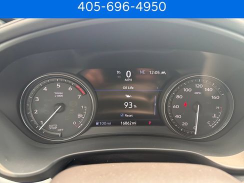 Used 2023 Cadillac XT4 Premium Luxury w/ Technology Package FWD image 19