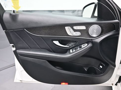 Used 2021 Mercedes-Benz C 300 4MATIC Sedan image 9