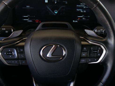 Used 2024 Lexus GX 550 w/ Cold Area Package AWD/4WD image 28