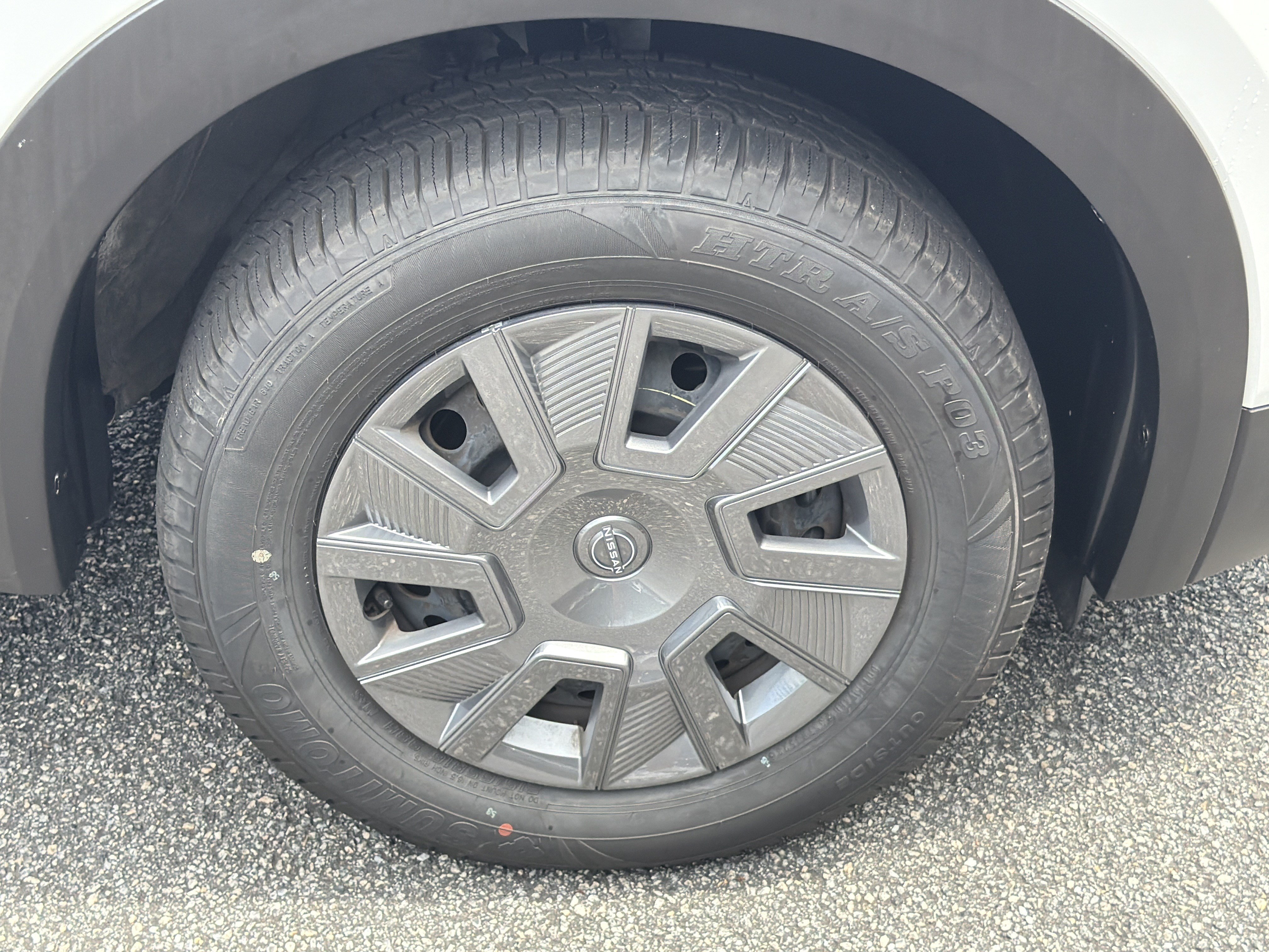 Used 2025 Nissan Kicks S FWD image 12