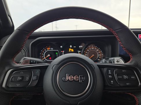 New 2026 Jeep Wrangler Unlimited Rubicon 392 w/ Quick Order Package 27X Moab AWD/4WD image 26