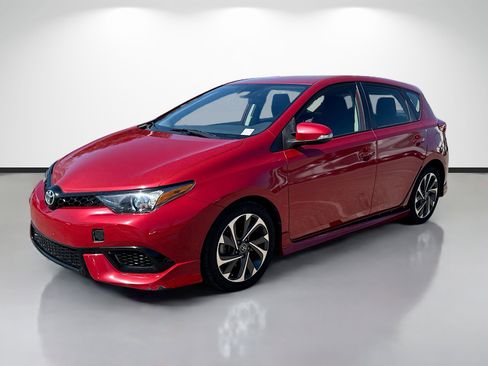 Used 2017 Toyota Corolla iM image 7