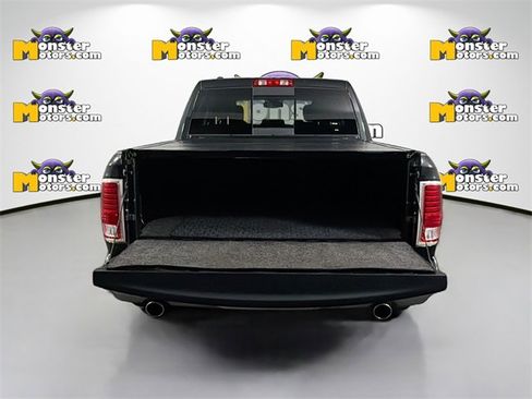 Used 2017 RAM 1500 Laramie w/ Convenience Group image 26