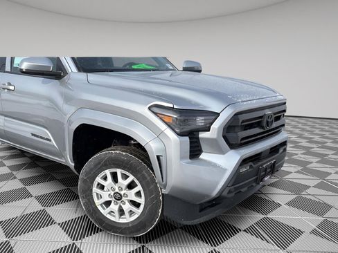 New 2026 Toyota Tacoma SR5 image 9