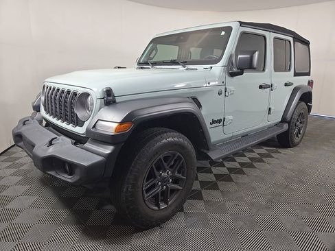 Used 2024 Jeep Wrangler Sport S image 2