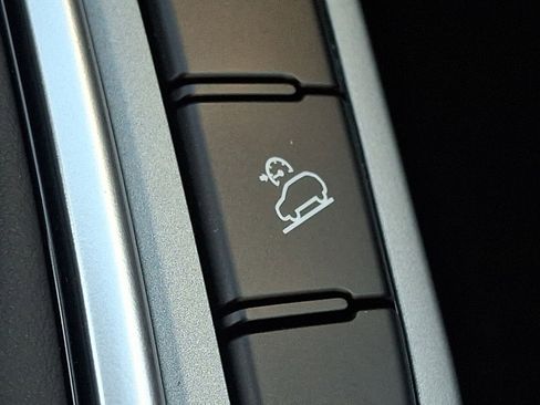 Used 2025 Kia Seltos LX image 25