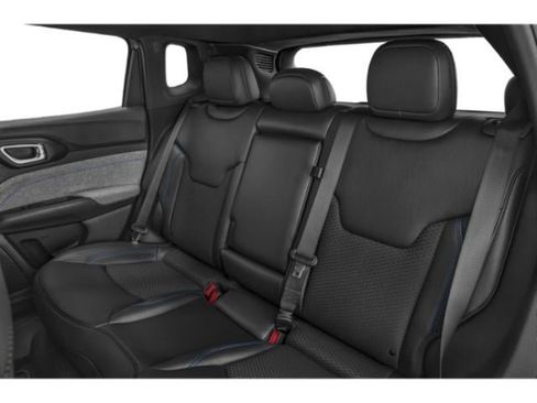 Used 2024 Jeep Compass Limited w/ High Altitude Package AWD/4WD image 13