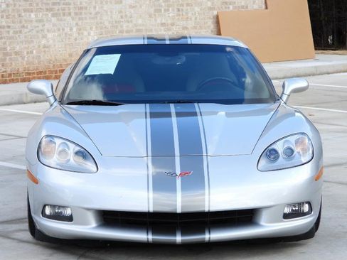 Used 2009 Chevrolet Corvette Coupe image 32