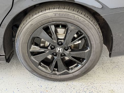 Used 2024 Honda Odyssey Sport image 25