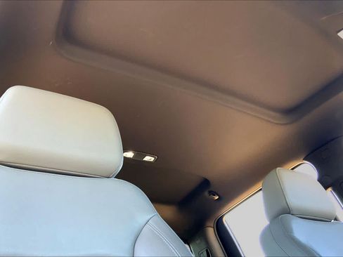 Used 2020 Chevrolet Silverado 1500 LT w/ Texas Edition AWD/4WD image 14