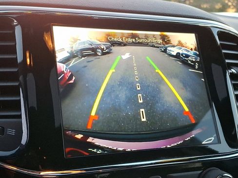 Used 2020 Jeep Grand Cherokee Altitude image 24