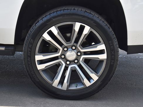 Used 2019 GMC Yukon Denali image 45