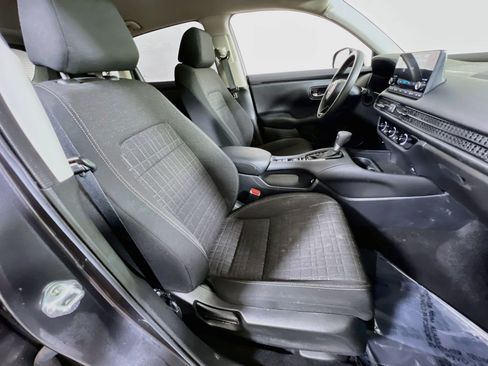 Used 2023 Honda HR-V LX image 25