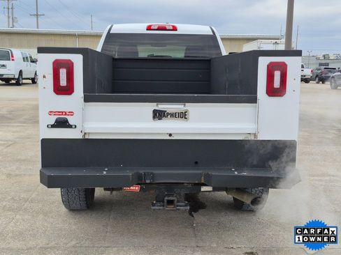 Used 2020 Chevrolet Silverado 2500 W/T w/ WT Convenience Package image 6