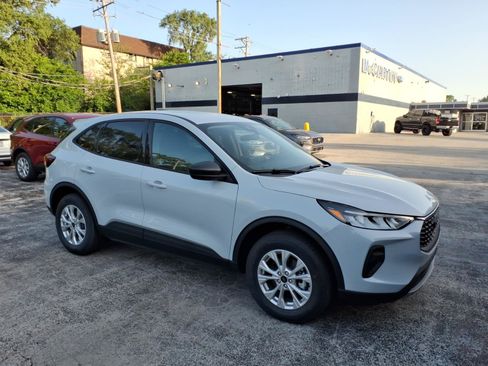 New 2026 Ford Escape Active w/ Tech Pack #1 AWD/4WD image 1