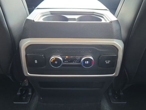 Used 2024 Ford Expedition Max XLT AWD/4WD image 12