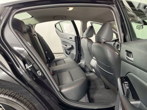 New 2025 Nissan Altima 2.5 SR image 47