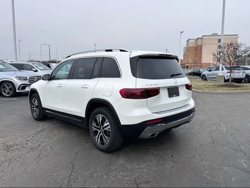 New 2026 Mercedes-Benz GLB 250 4MATIC image 6